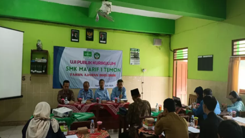 Dosen UMBY Berpartisipasi dalam Penyusunan Kurikulum Rekayasa Perangkat Lunak di SMK Ma rsquo arif 1 Temon