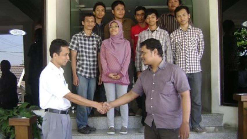 FTI Melepas 31 Mahasiswa Dalam Projek Aplikasi Teknologi Informasi